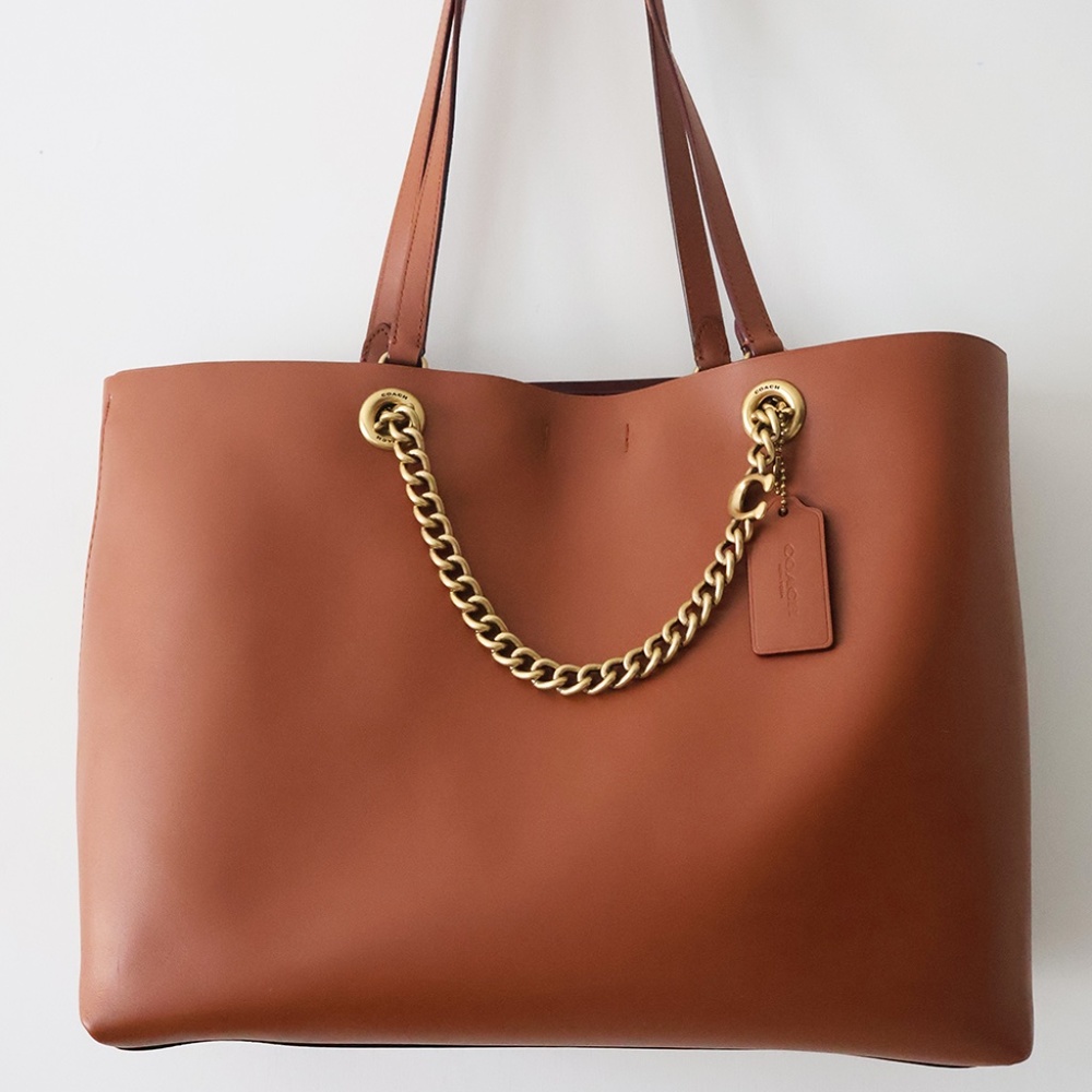 Coach Signature Chain Central Tote